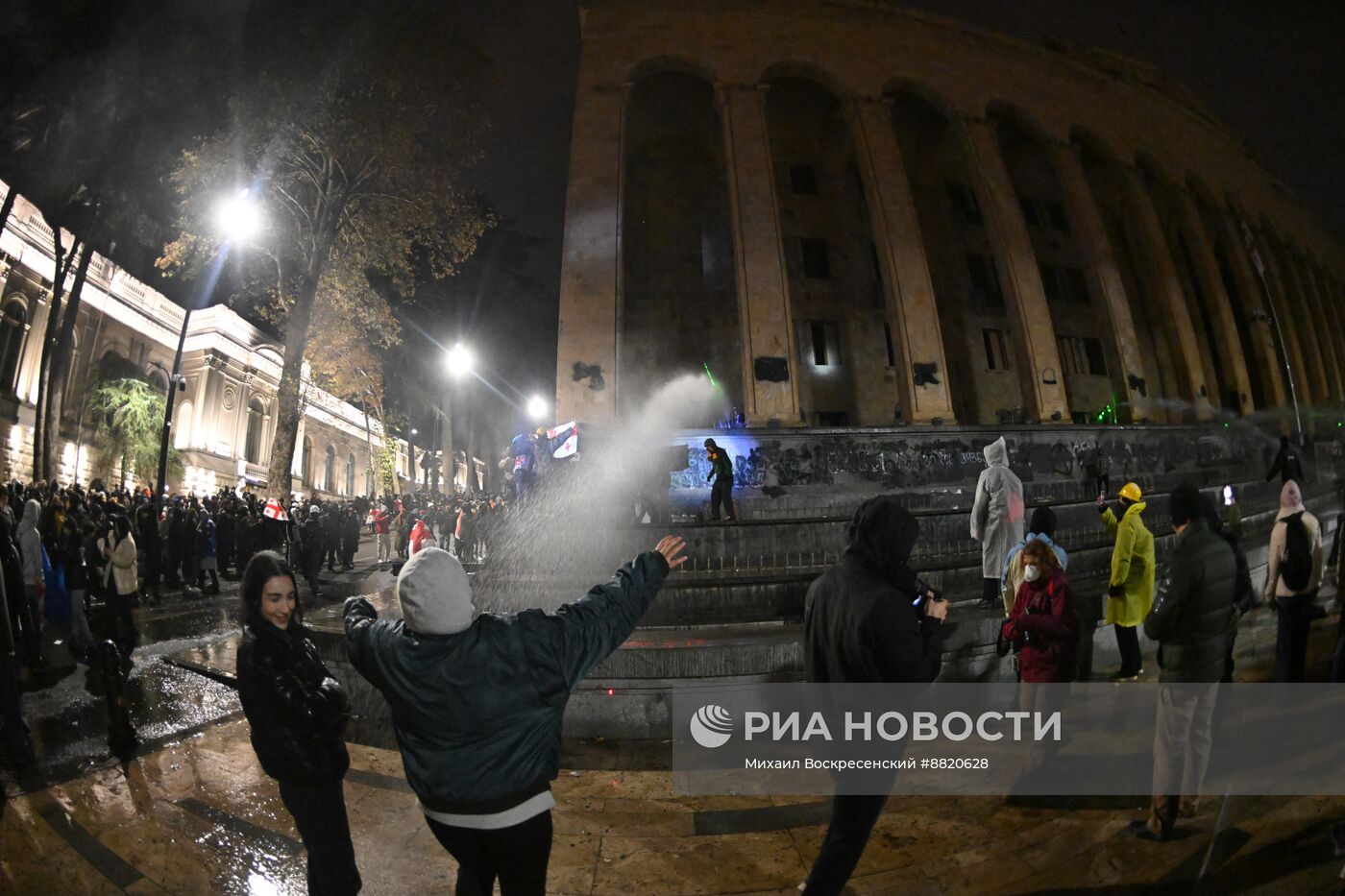 Акция протеста оппозиции в Тбилиси