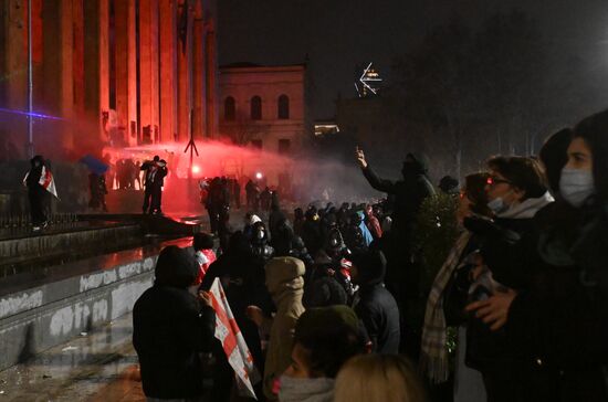 Акция протеста оппозиции в Тбилиси