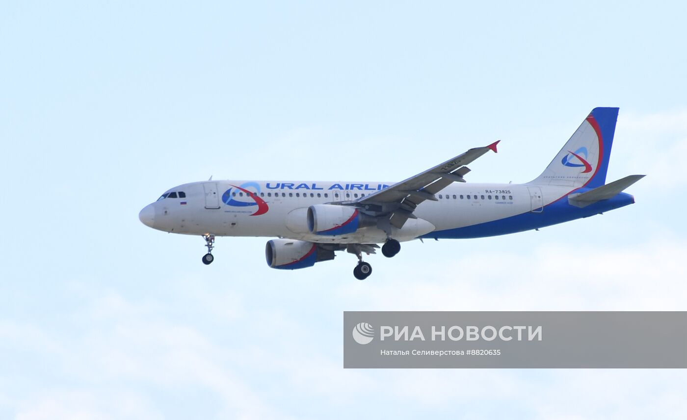 Самолет Airbus A320