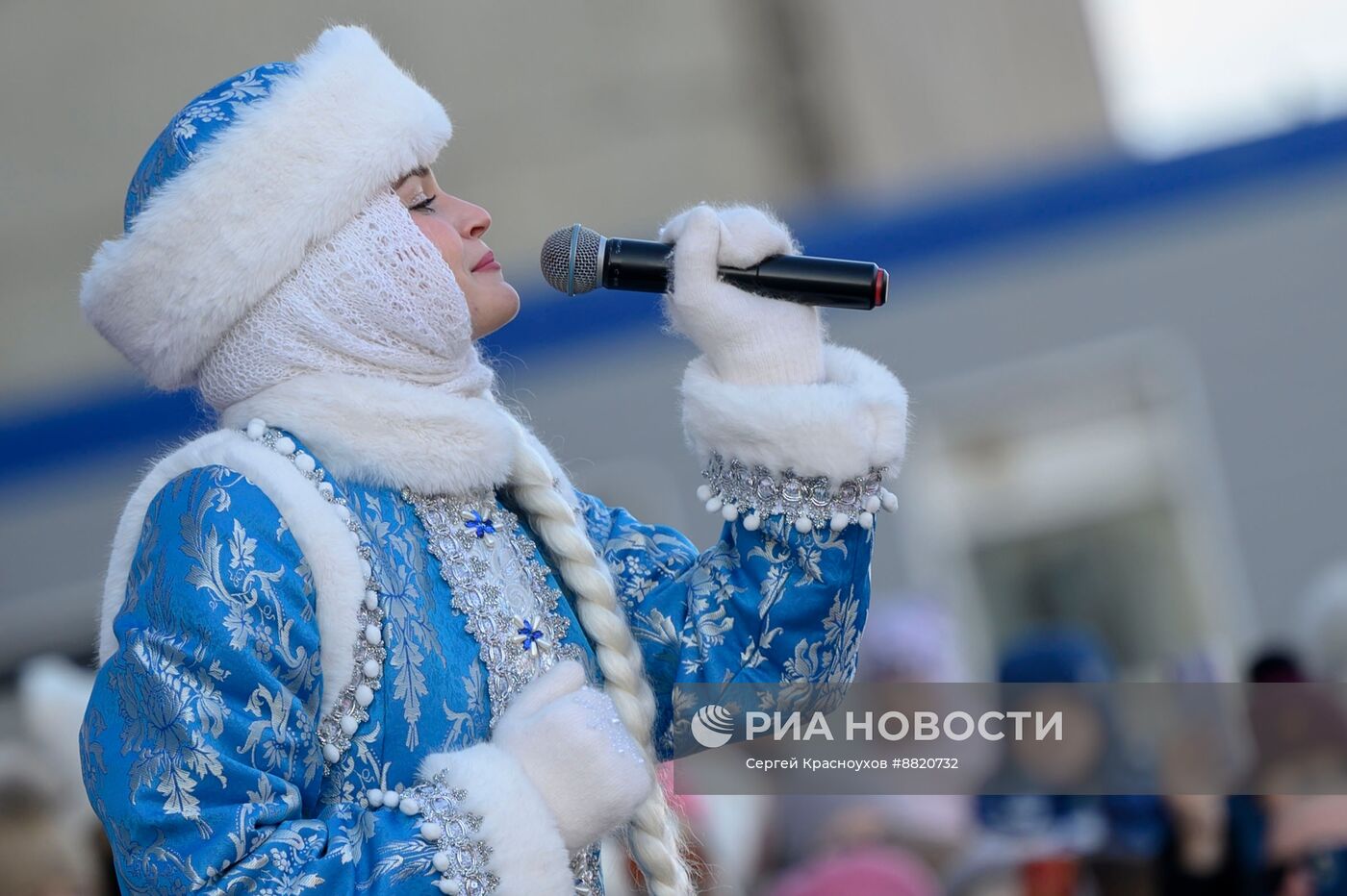 Прибытие поезда Деда Мороза в Южно-Сахалинск