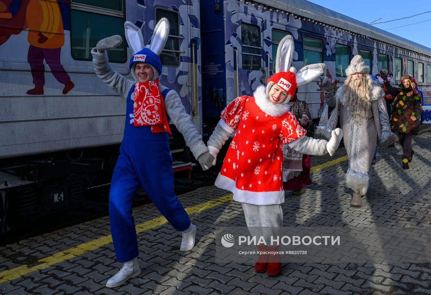 Прибытие поезда Деда Мороза в Южно-Сахалинск