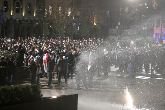 Продолжение акции протеста оппозиции в Тбилиси