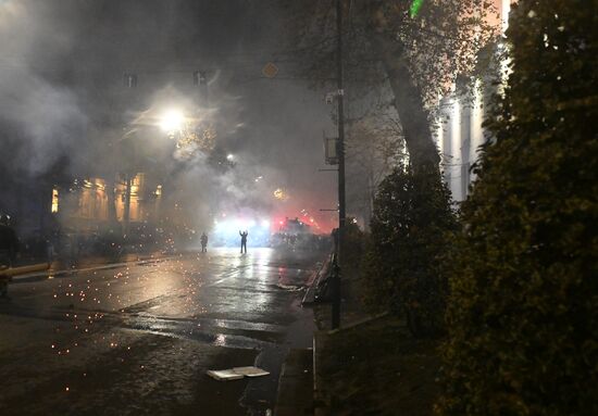 Акция протеста оппозиции в Тбилиси