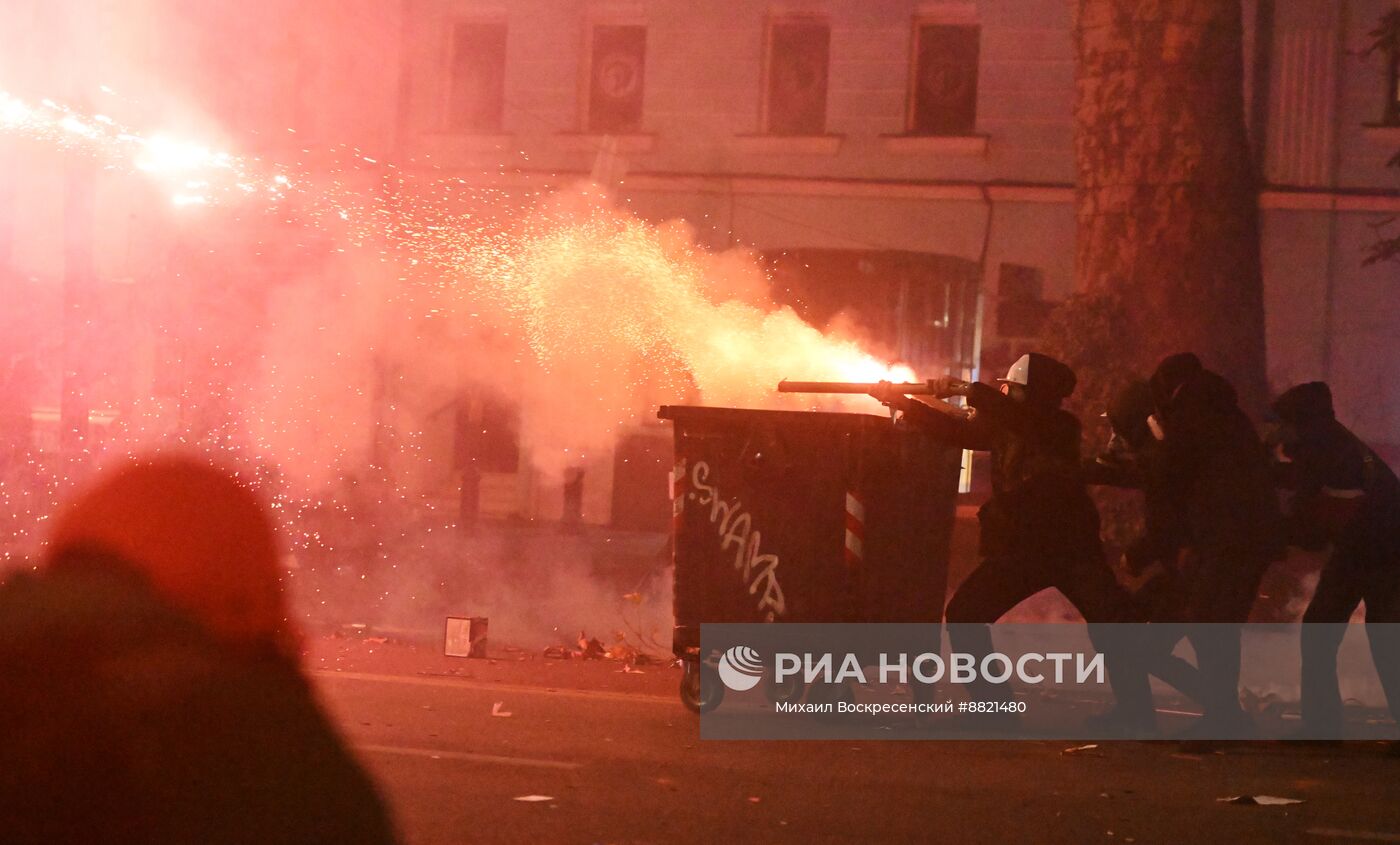 Акция протеста оппозиции в Тбилиси