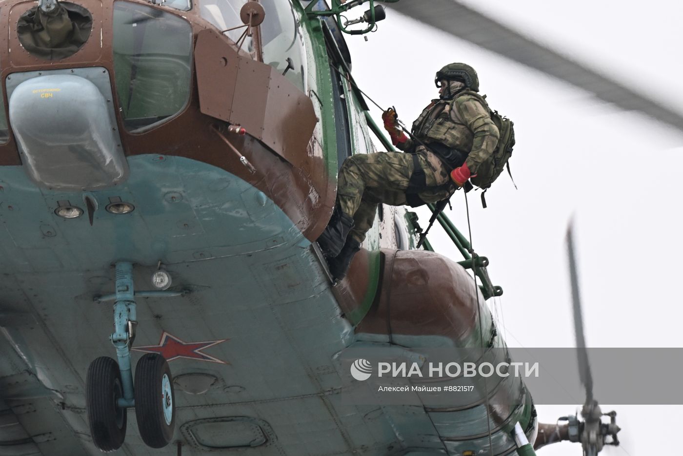 Десантная подготовка военнослужащих и спецназа Росгвардии