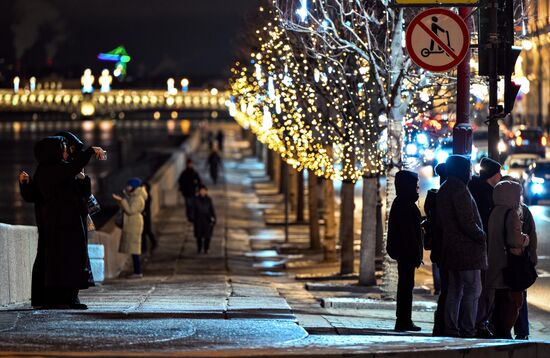 Новогоднее украшение центра Санкт-Петербурга