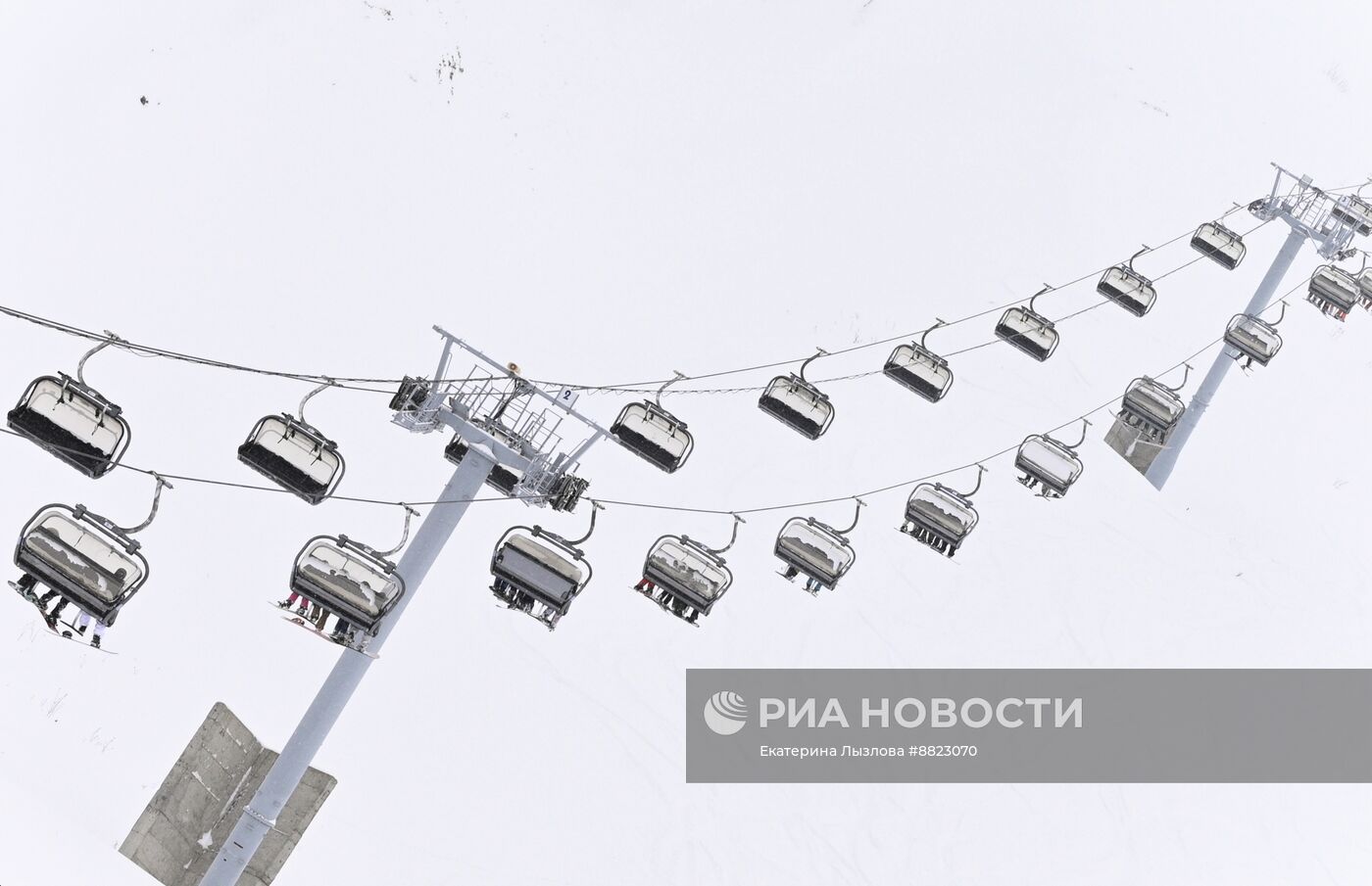 Старт зимнего сезона на горнолыжном курорте "Красная Поляна"