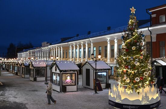 Новогоднее украшение центра Кирова