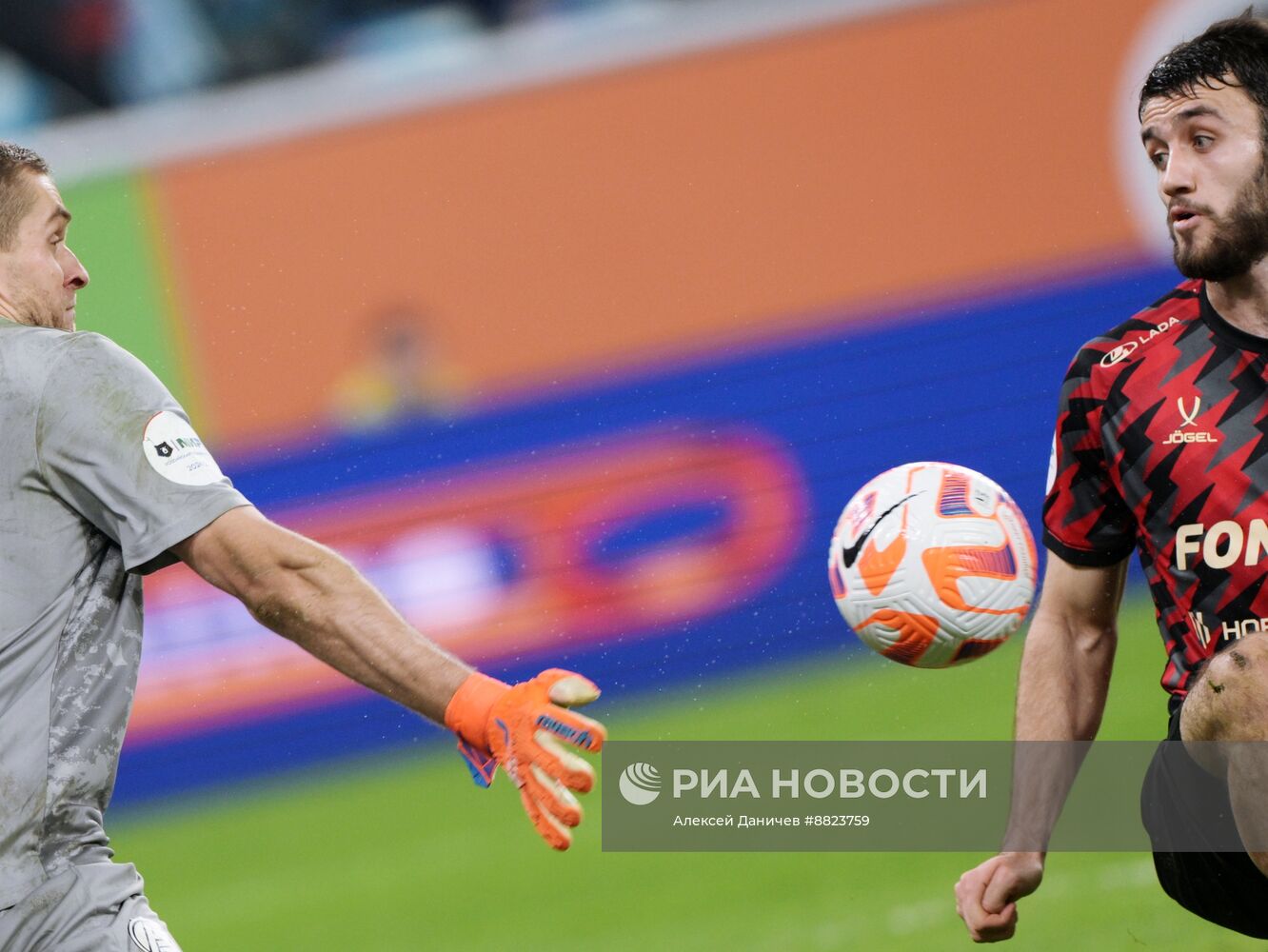 Футбол. РПЛ. Матч "Зенит" - "Акрон"