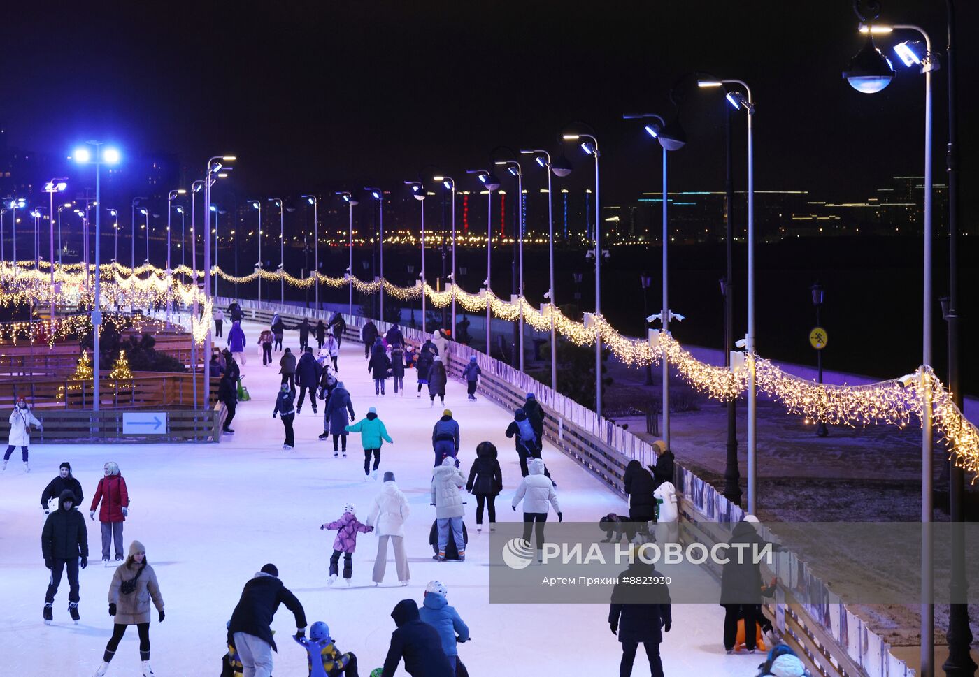 Открытие самого большого в мире катка в Санкт-Петербурге