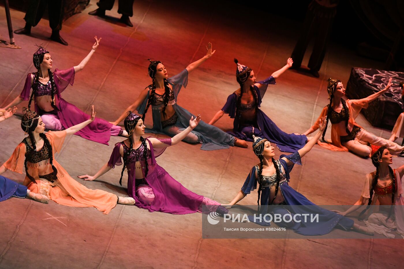 Премьера оперы А. Бородина "Князь Игорь" в Донецке