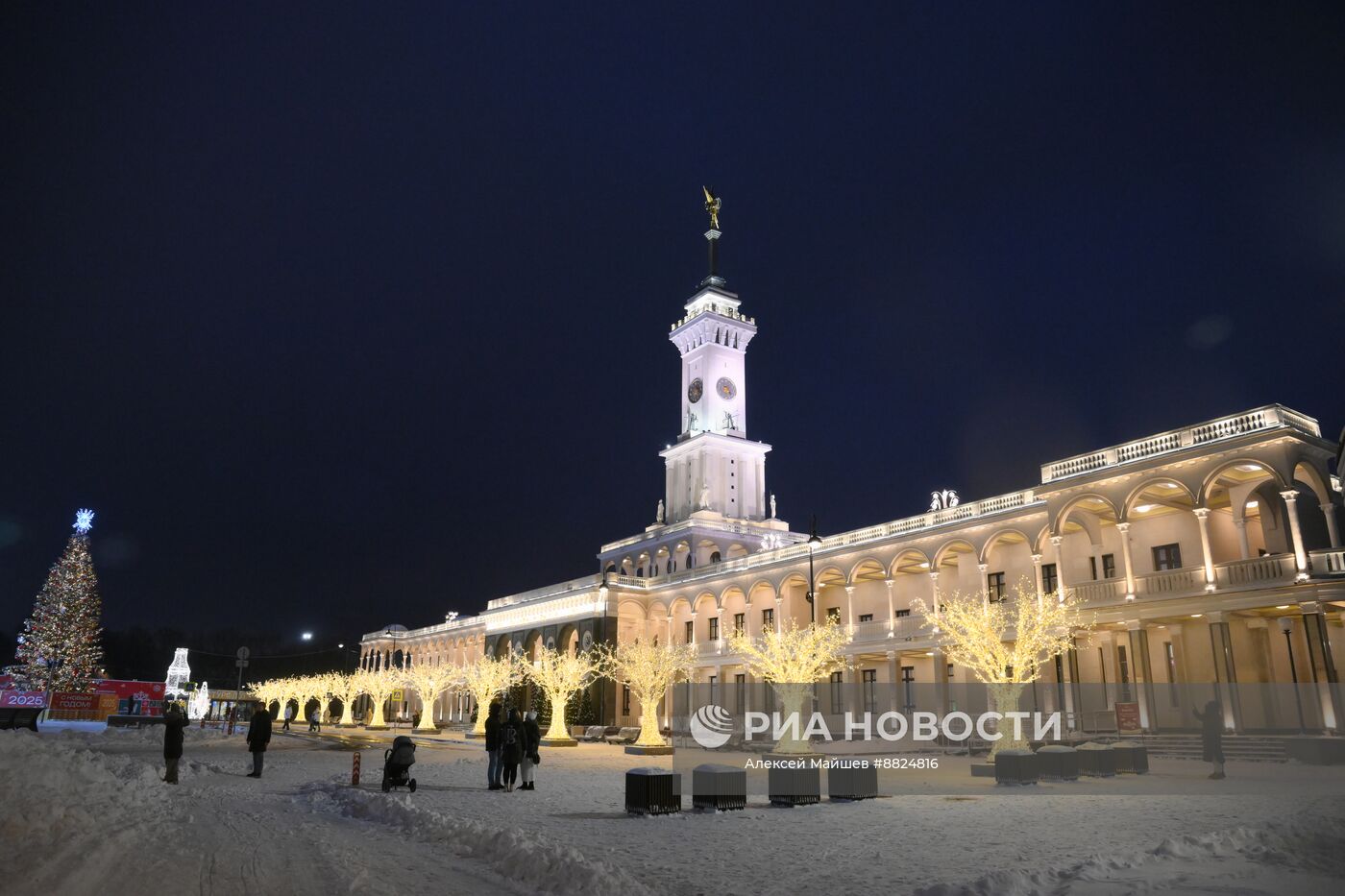 Предновогодняя Москва