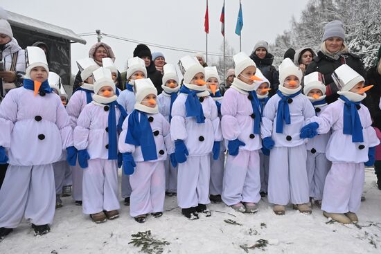 Рубка главной новогодней елки