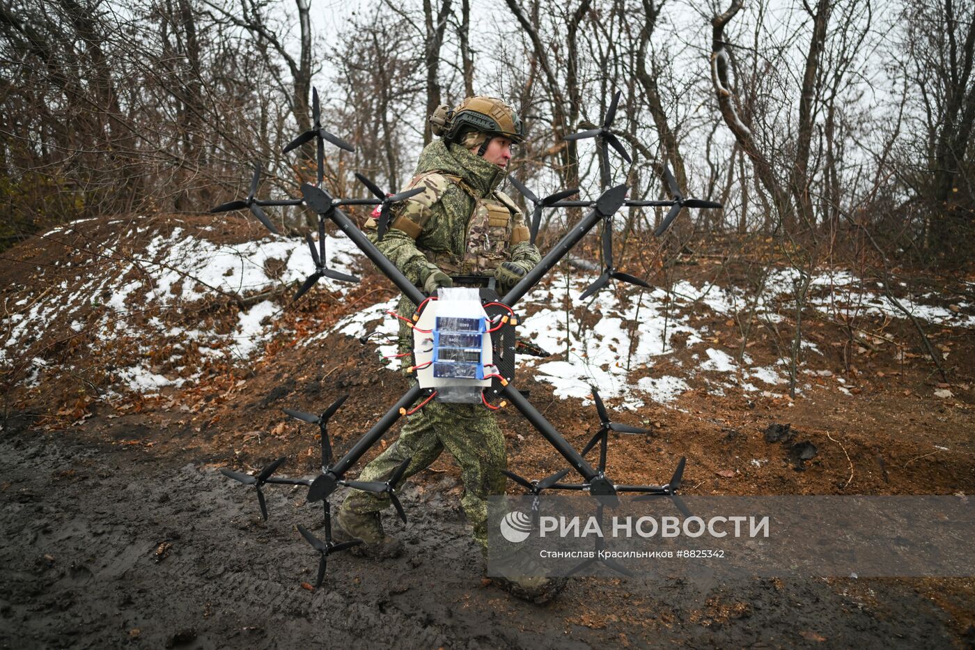 Испытания переделанных трофейных БПЛА ВСУ бойцами группировки "Центр" на Красноармейском направлении