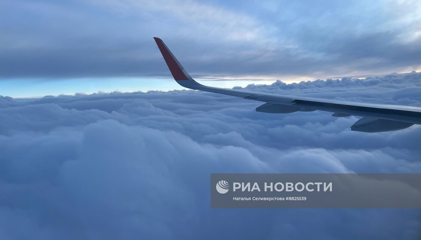 Вид из самолета Airbus A321-211 авиакомпании "Аэрофлот"