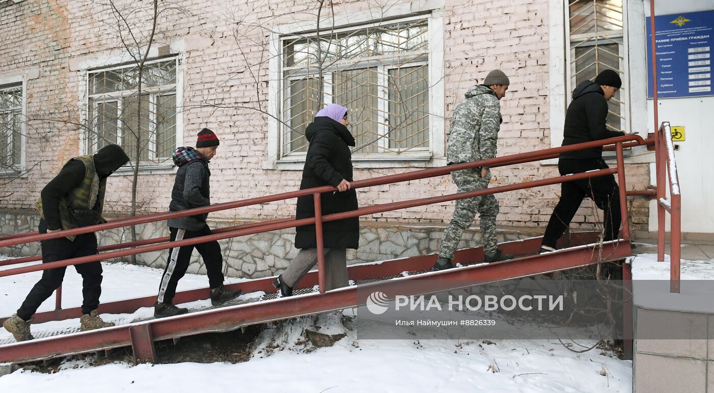 Рейд по выявлению нелегальных мигрантов в Красноярске 