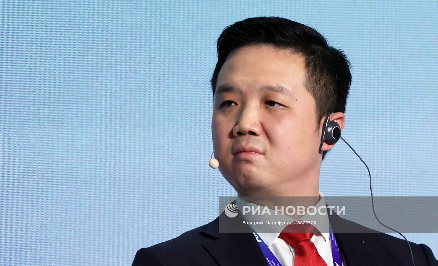 Президент Владимир Путин принял участие в конференции по искусственному интеллекту AI Journey