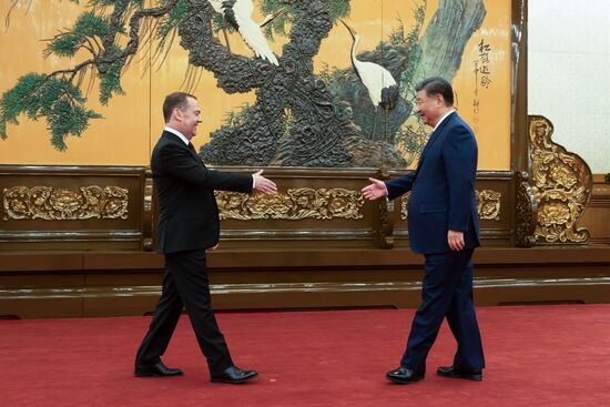 Рабочий визит зампреда Совбеза РФ Д. Медведева в Китай