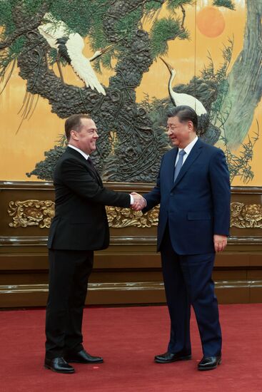 Рабочий визит зампреда Совбеза РФ Д. Медведева в Китай