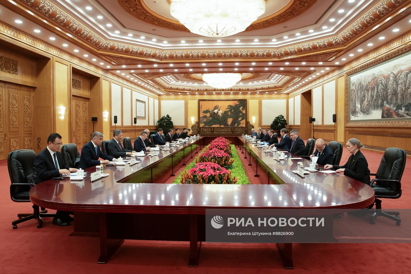 Рабочий визит зампреда Совбеза РФ Д. Медведева в Китай