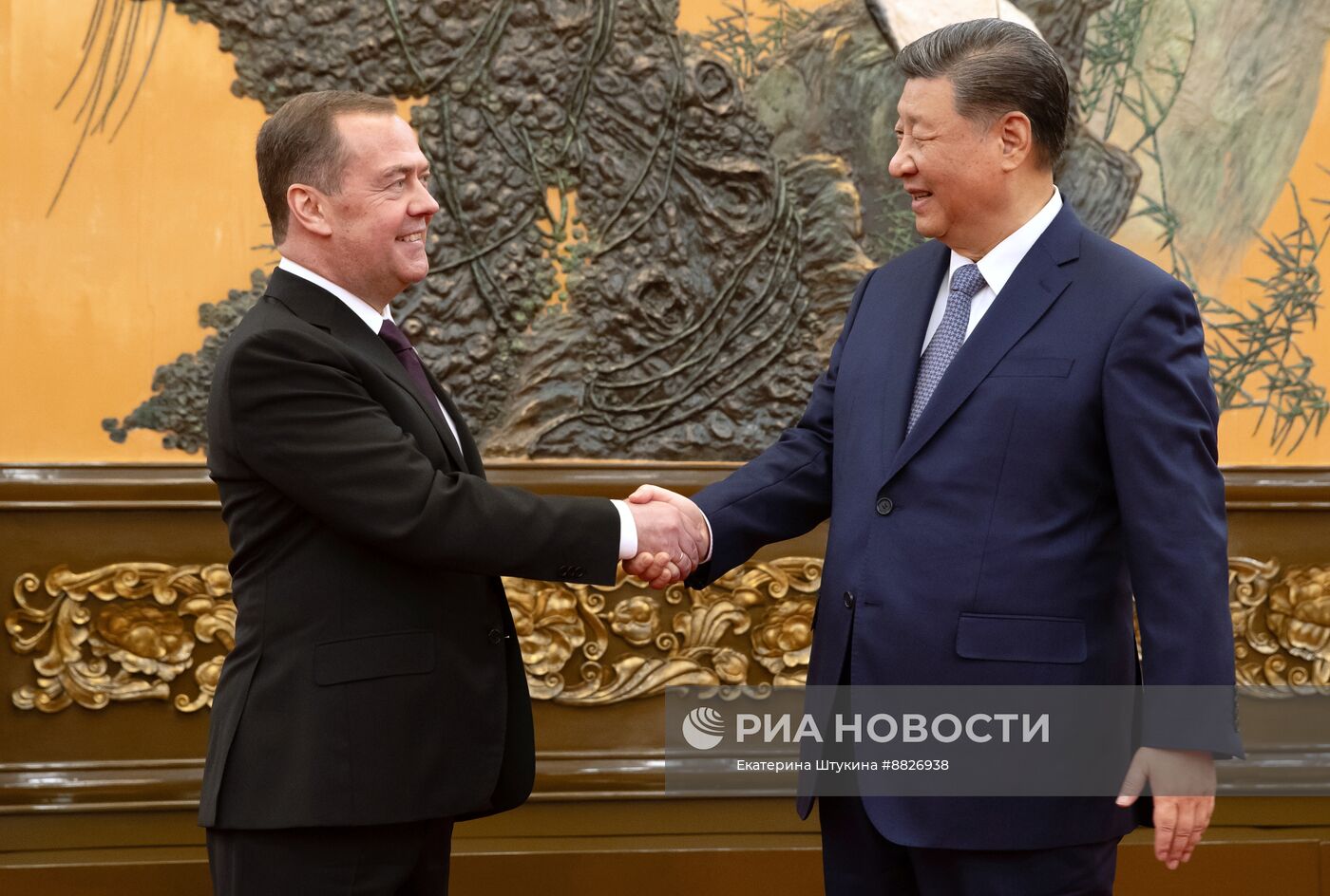 Рабочий визит зампреда Совбеза РФ Д. Медведева в Китай