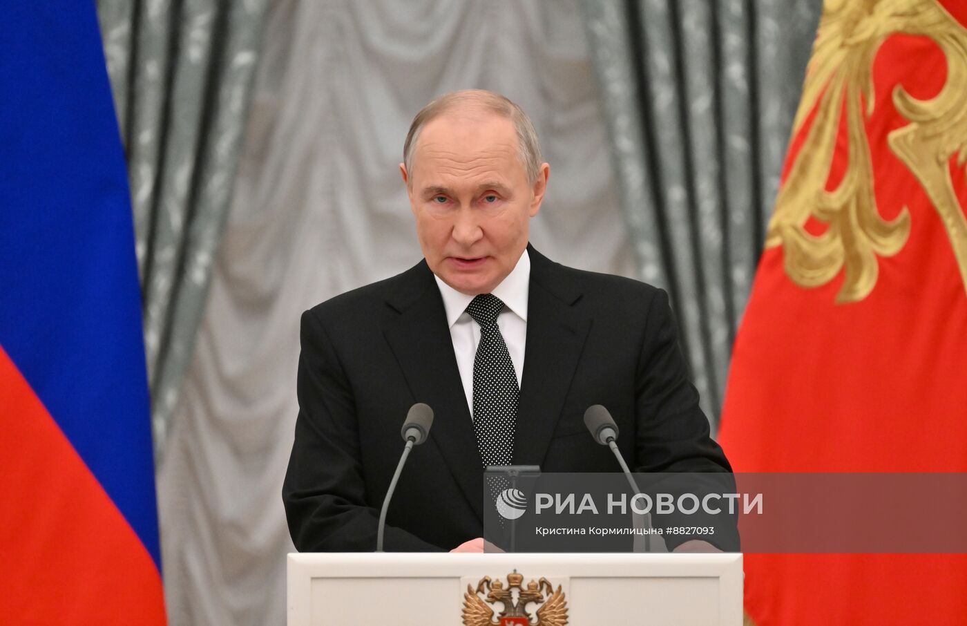 Президент Владимир Путин вручил государственные награды выдающимся россиянам