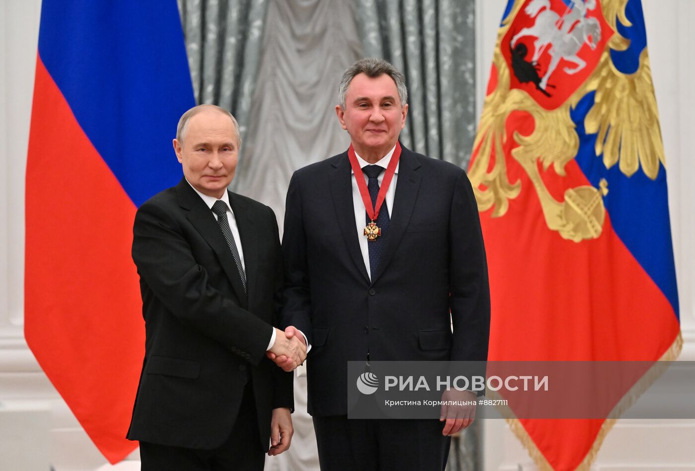 Президент Владимир Путин вручил государственные награды выдающимся россиянам