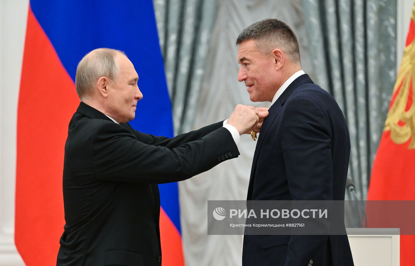 Президент Владимир Путин вручил государственные награды выдающимся россиянам