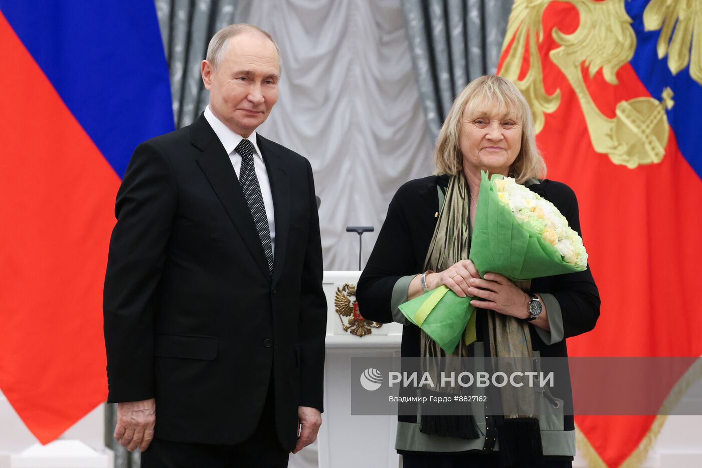 Президент Владимир Путин вручил государственные награды выдающимся россиянам