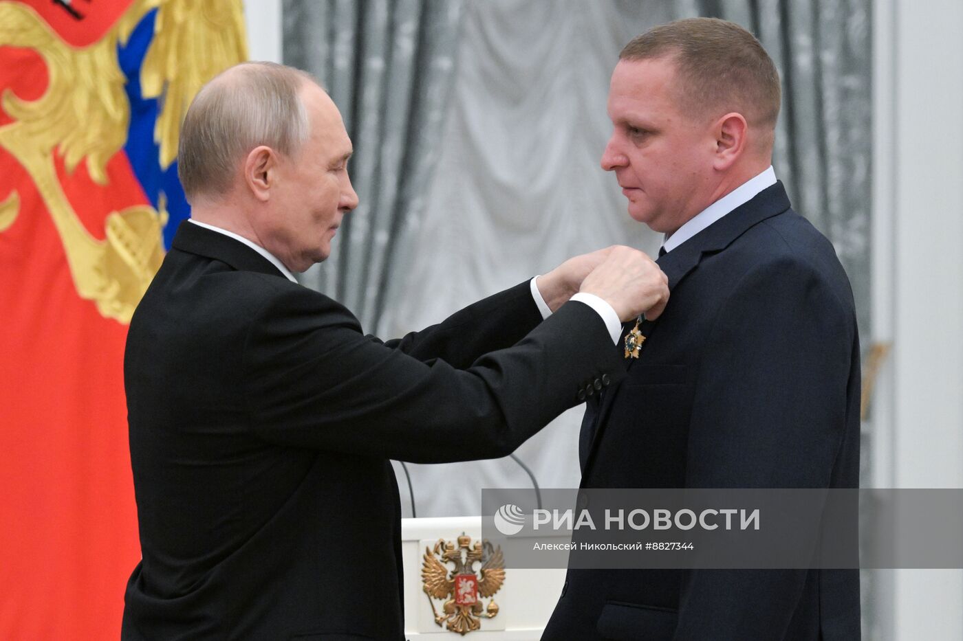 Президент Владимир Путин вручил государственные награды выдающимся россиянам