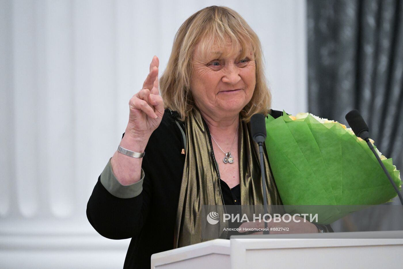 Президент Владимир Путин вручил государственные награды выдающимся россиянам