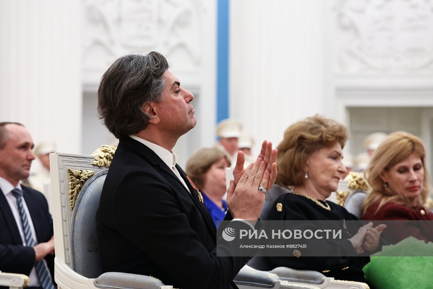 Президент Владимир Путин вручил государственные награды выдающимся россиянам