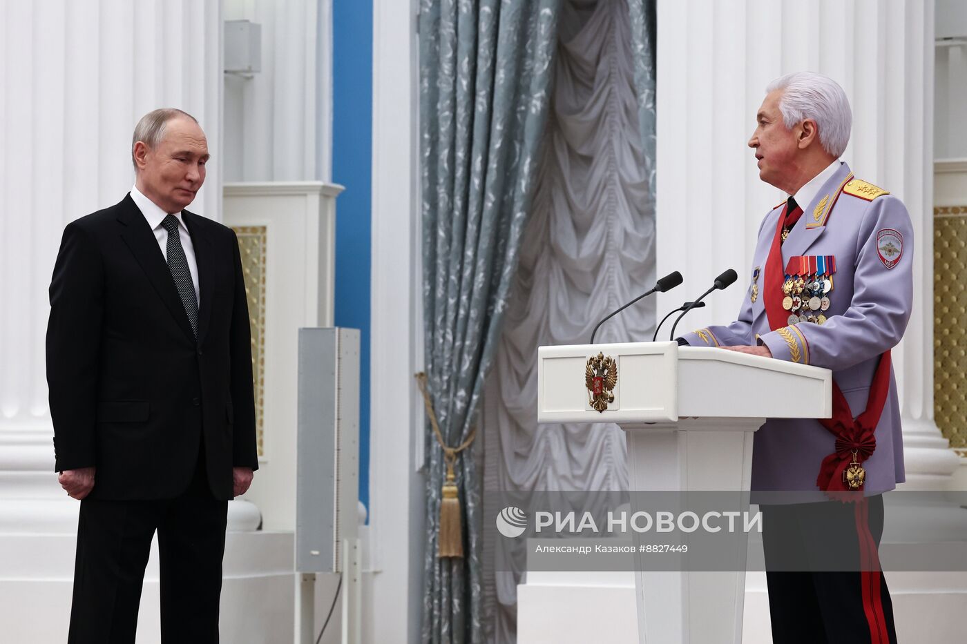 Президент Владимир Путин вручил государственные награды выдающимся россиянам