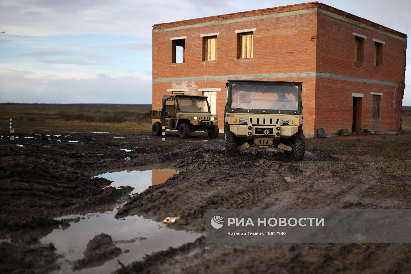 Боевая подготовка штурмовых подразделений на полигоне в Краснодарском крае