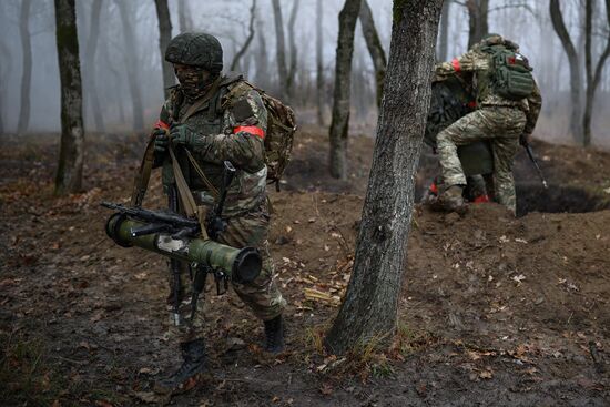 Боевая подготовка штурмовых подразделений на полигоне в Краснодарском крае