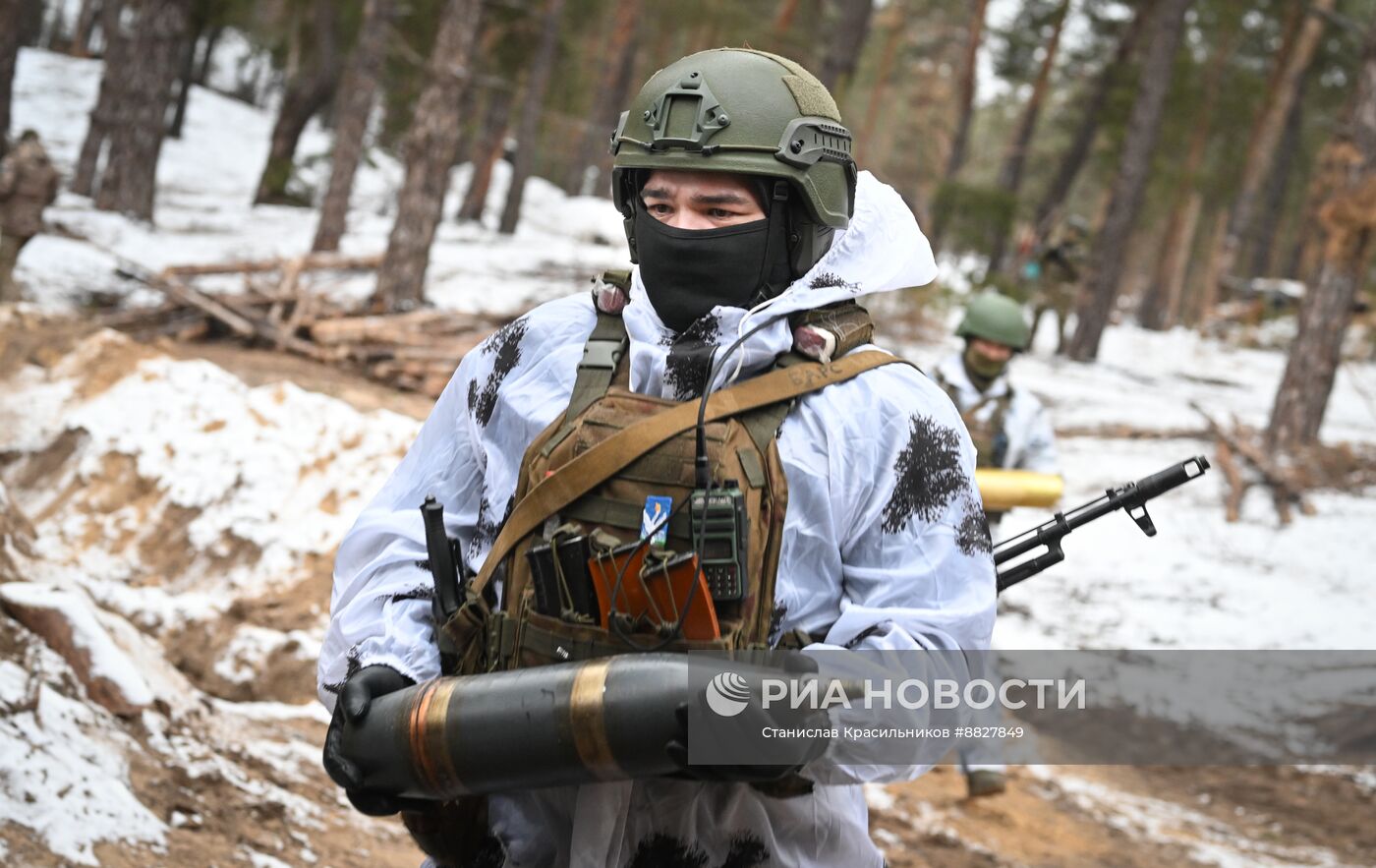 Боевая работа расчета гаубицы Д-30 группировки "Запад" на Краснолиманском направлении