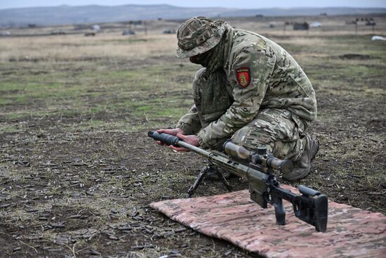 Занятия снайперов совместно со школой Лобаева в зоне СВО 