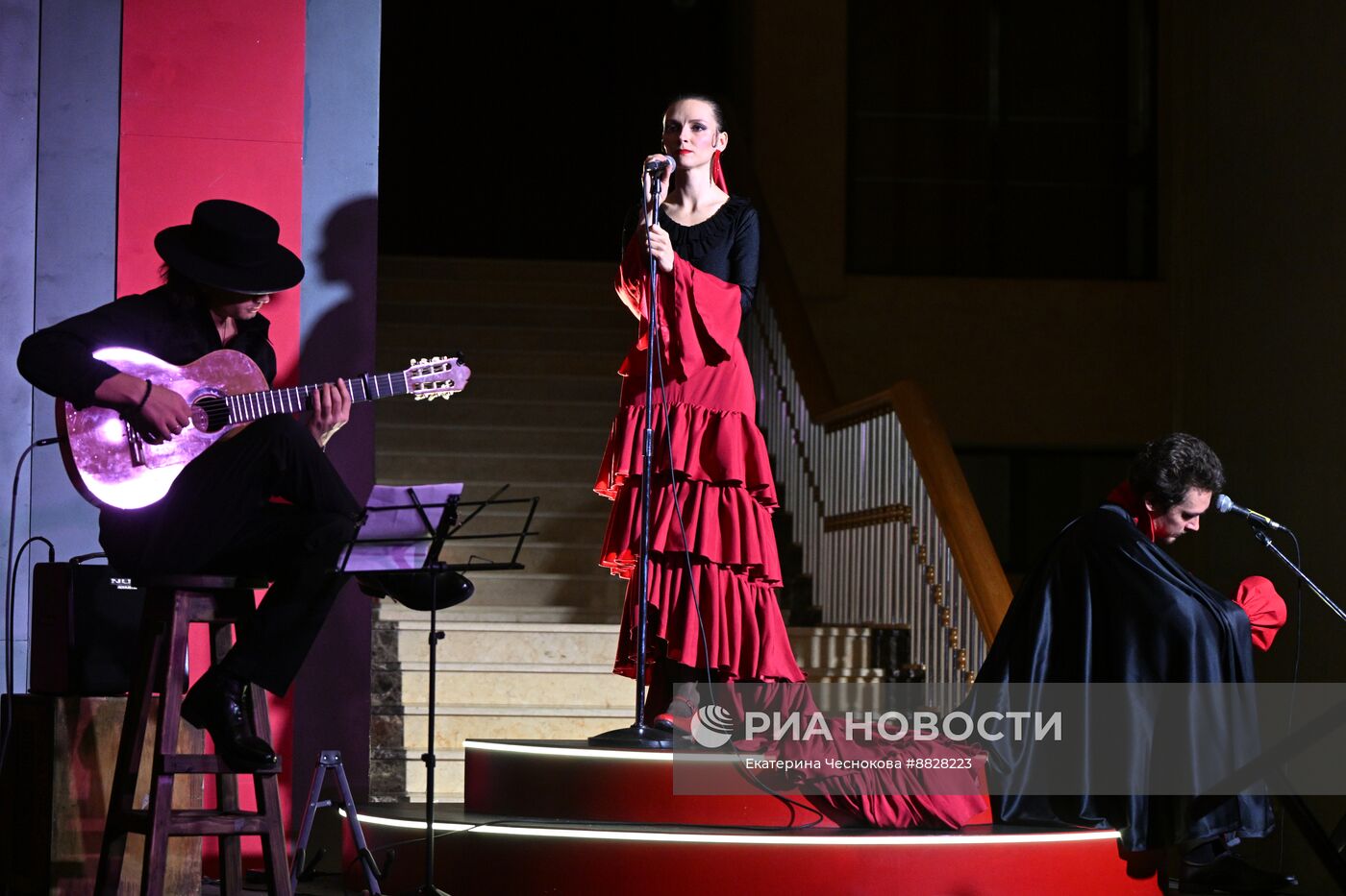 Спектакль "Кто сильнее" в Московском Губернском театре