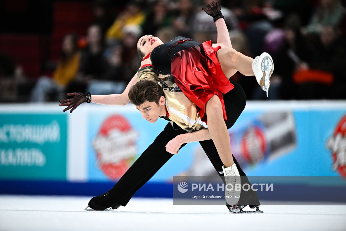 Фигурное катание. Чемпионат России 2025. Танцы на льду. Ритмический танец 
