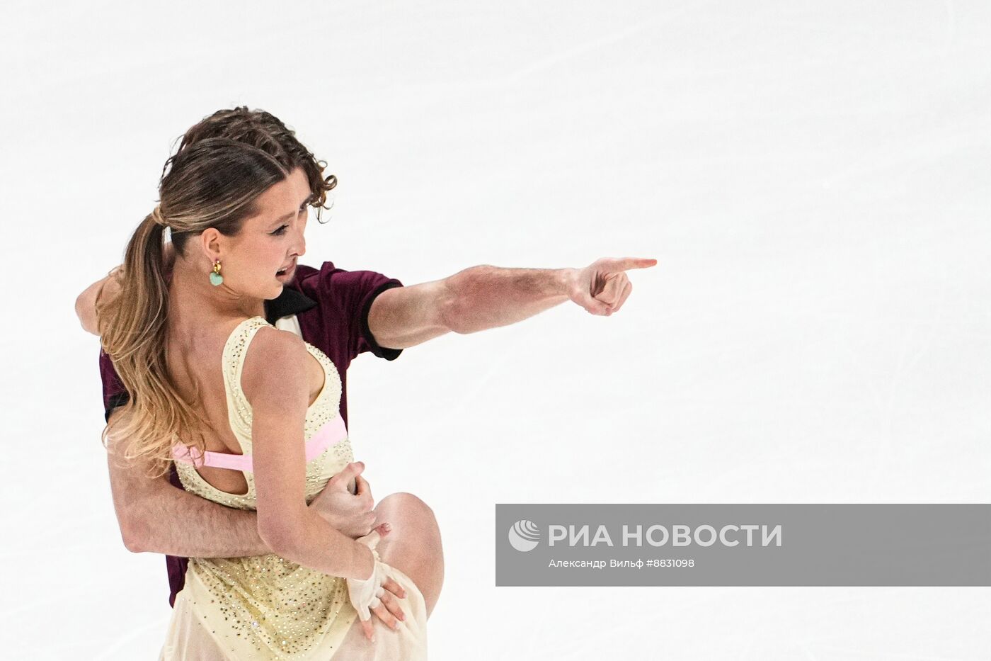 Фигурное катание. Чемпионат России 2025. Танцы на льду. Ритмический танец