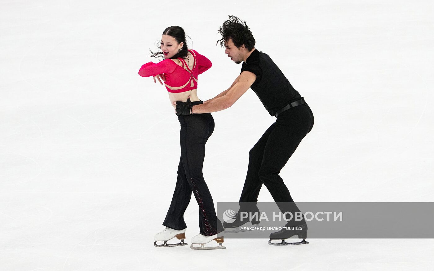 Фигурное катание. Чемпионат России 2025. Танцы на льду. Ритмический танец 