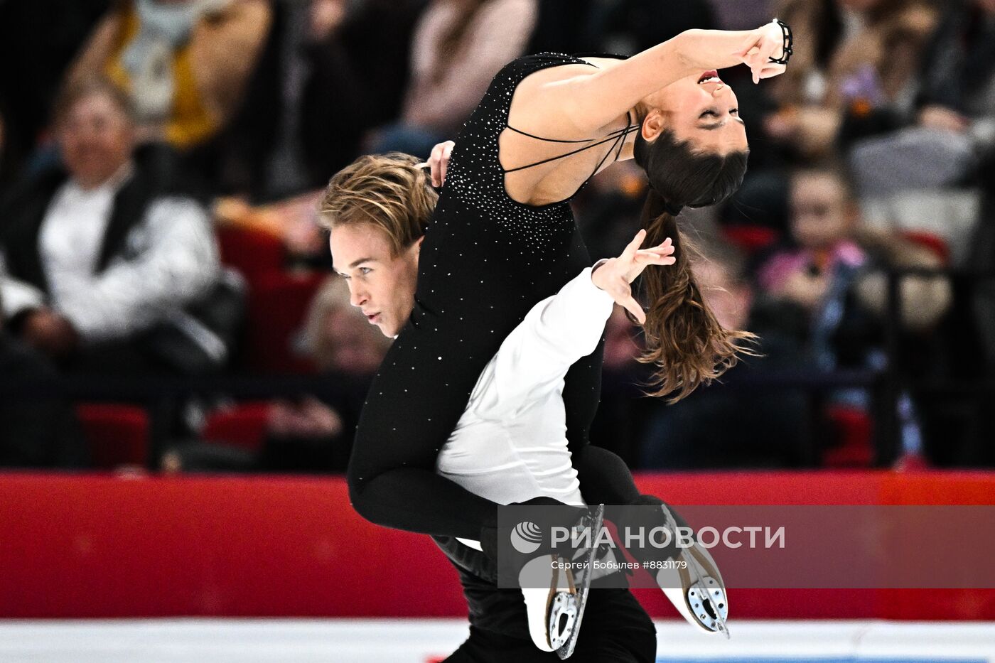 Фигурное катание. Чемпионат России 2025. Танцы на льду. Ритмический танец