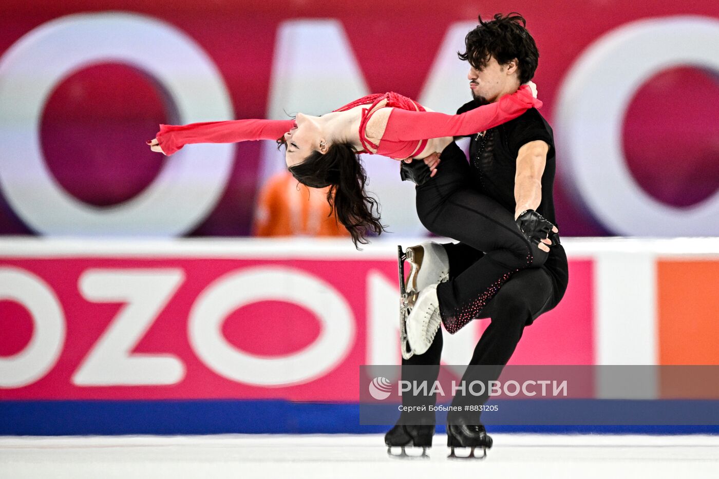 Фигурное катание. Чемпионат России 2025. Танцы на льду. Ритмический танец 