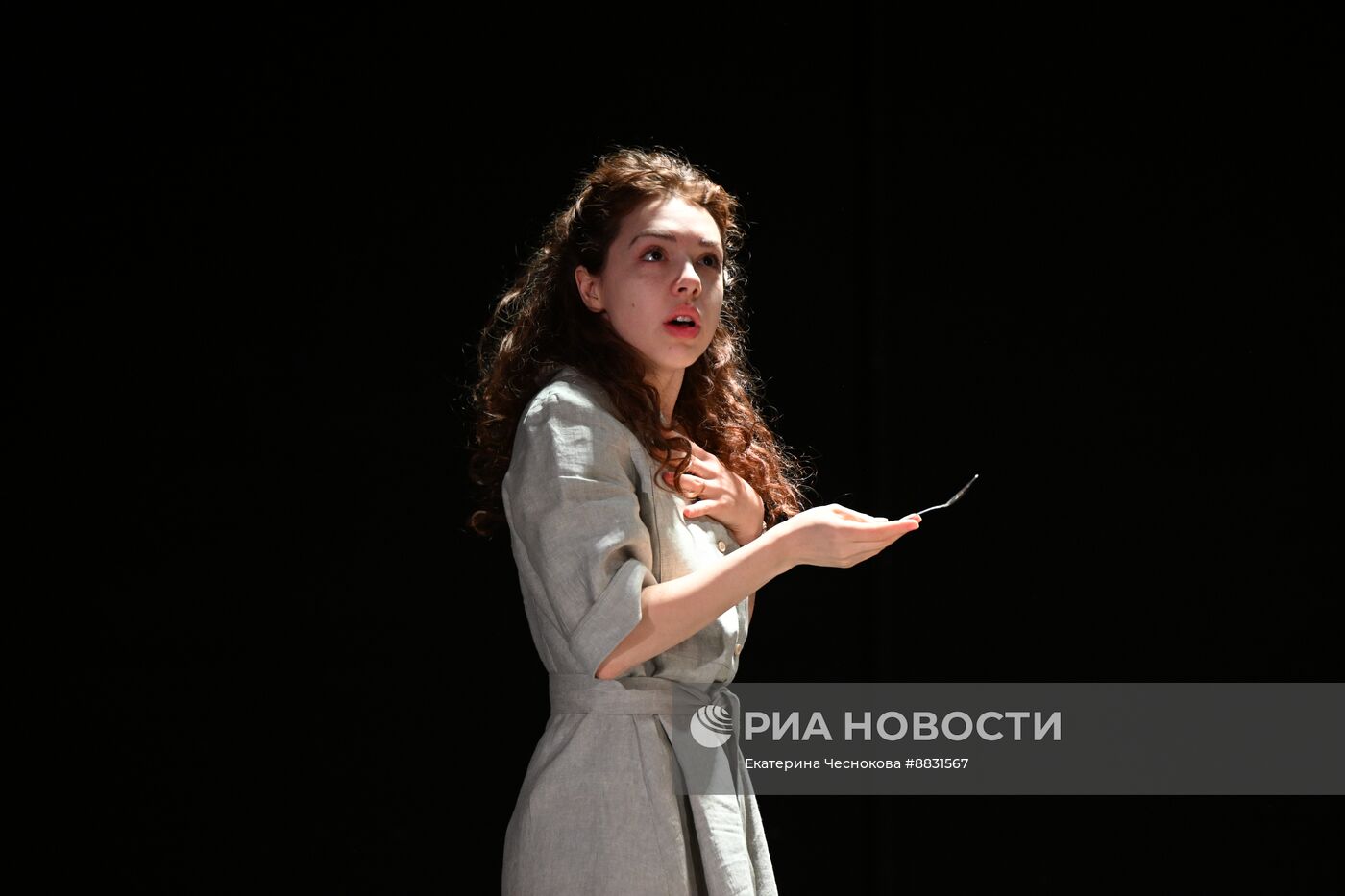 Спектакль "Обычная человеческая история" в театре "Шалом"