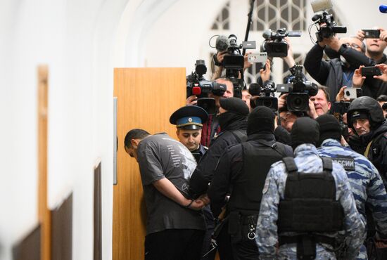 Избрание меры пресечения подозреваемому в убийстве начальника войск РХБЗ