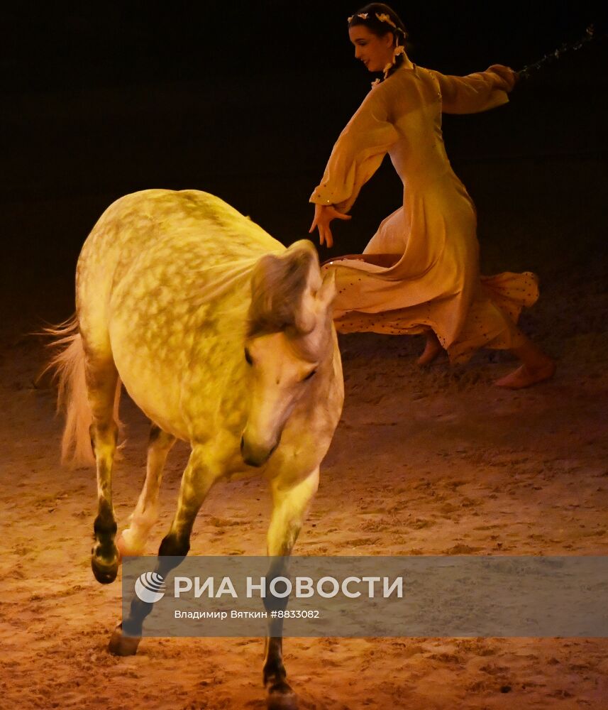 Репетиция спектакля "Мир на двоих" Конного театра Кремлевской школы верховой езды