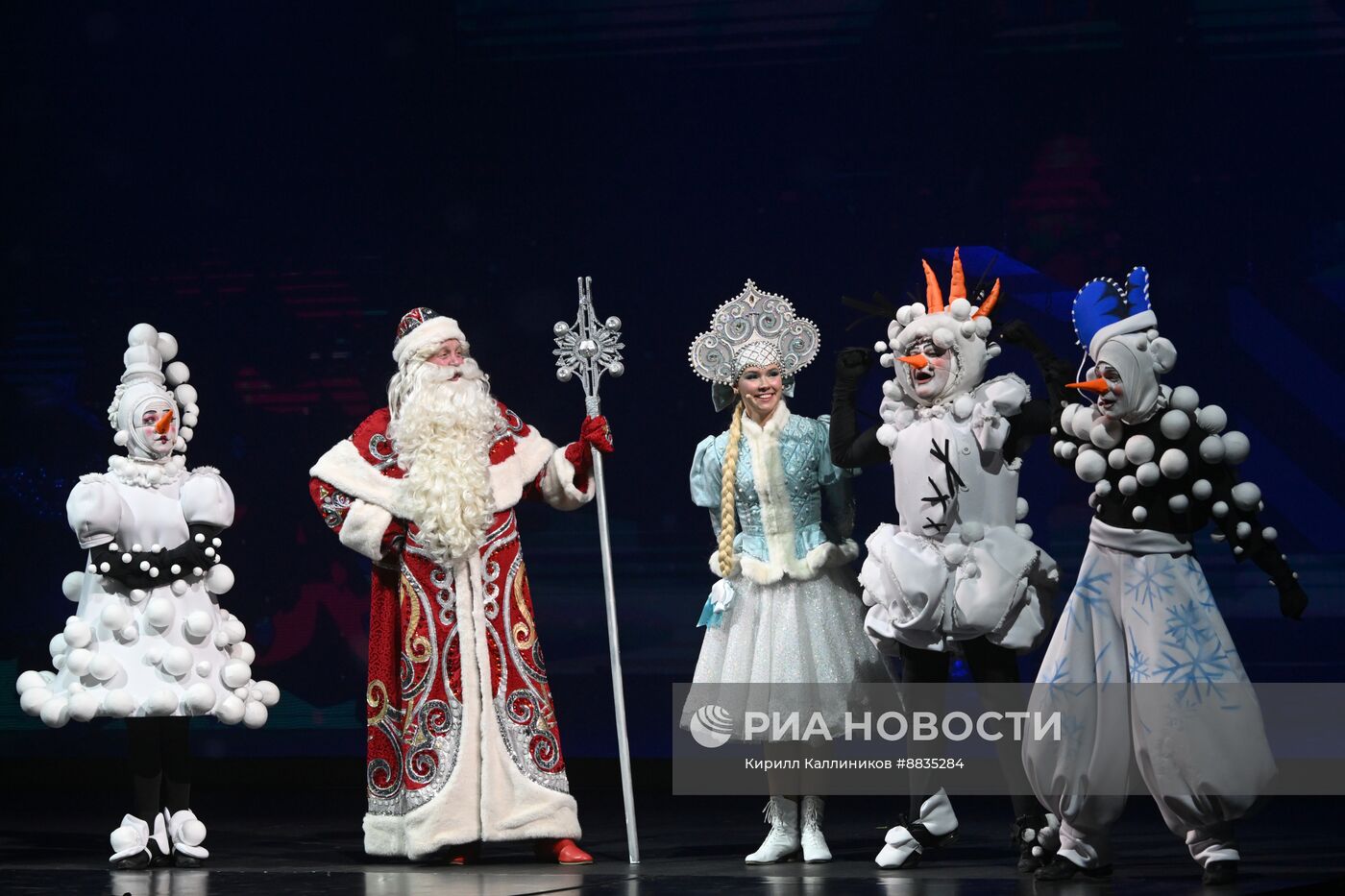 Премьера новогоднего шоу "Дедморозовка. Новые приключения"