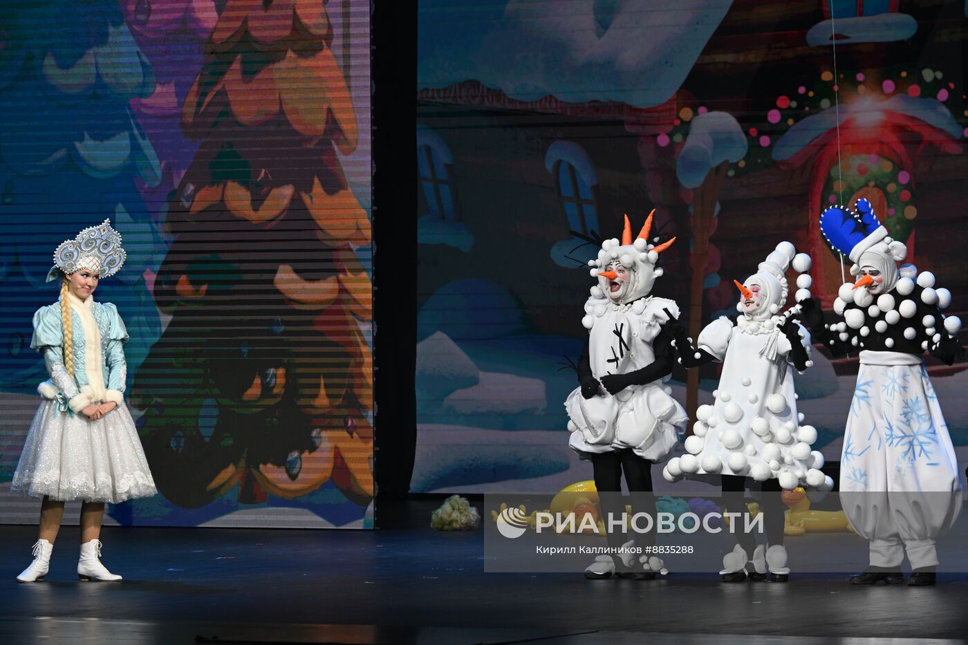 Премьера новогоднего шоу "Дедморозовка. Новые приключения"