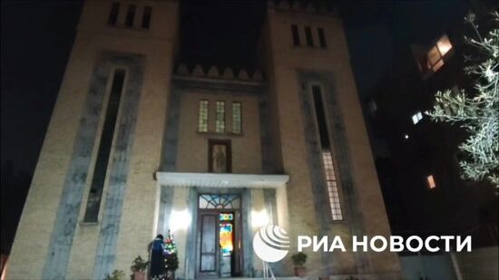 Католические общины Ирана проводят в церквях праздничные богослужения в канун Рождества
