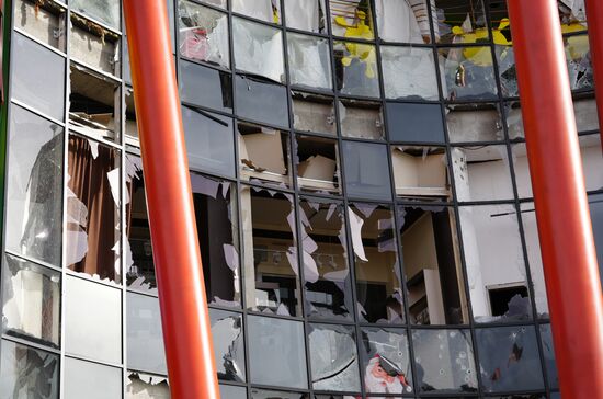 Пожар в торговом центре "Алания Молл" во Владикавказе